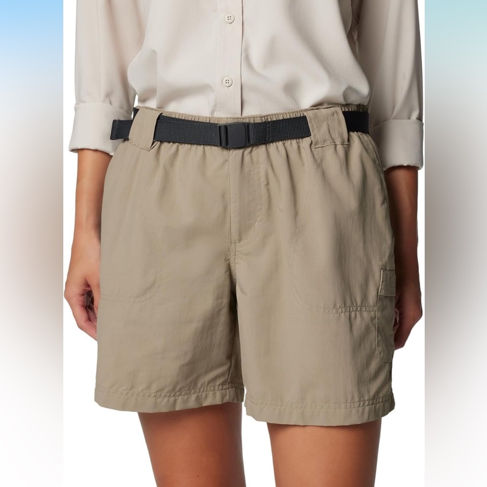 94. Columbia Walnut River Khaki Belted Cargo Shorts - Picture 3 of 10